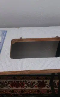 میز چرخ خیاطی