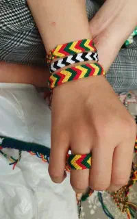 دستبند طرح دوستی ۱۵۰تومن