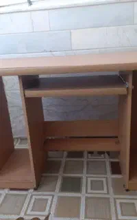 میز کامپیوتر
