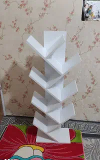 کتابخانه ومیز وصندلی