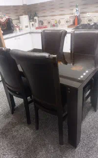 میز ناهار خوری