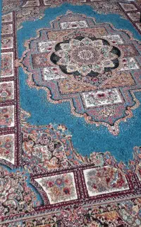 فرش ۱۲ متری ۲ عدد و یک عدد ۶متر