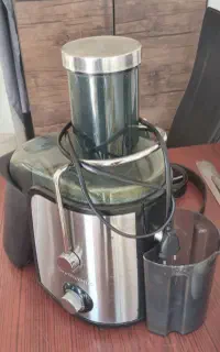 آبمیوه گیر درحد نو