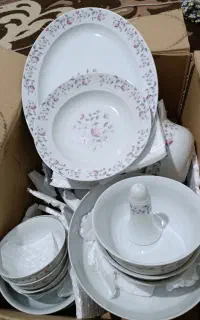 سرویس چینی . رو تختی