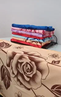 تعدادی حوله استخری