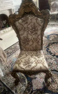 صندلی ناهار خوری. استقاده شده
