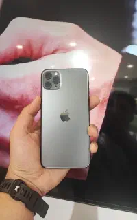 آیفون 11pro max zaa