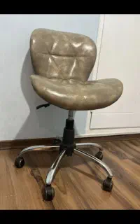 صندلی چرخدار ۲ عدد