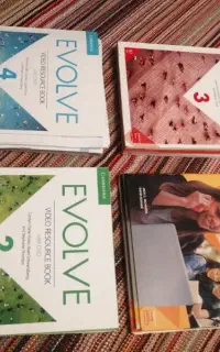 مجموعه کتاب زبان four corners 1.  evolve 1/2/3