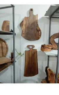 دعوت به کار در کارگاه نجاری خانم و آقا