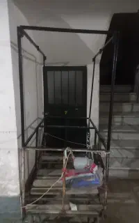 چرخ و گاری سمبوسه و میوه
