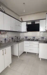 منزل80متری/65متربنا/اسکلت ماشین رو/کشمیری56شهدای7