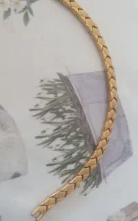 دستبند مغناطیسی