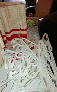 چوب لباسی کودک  ۱۴۵ عدد