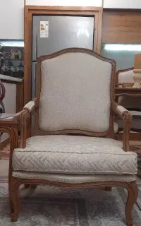 صندلی  کویین