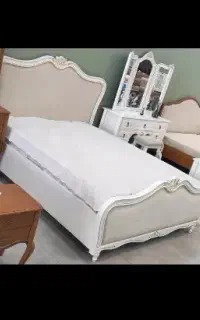 تخت قسطی