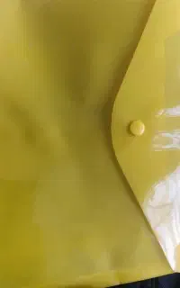 مدارک گم شده داخل پوشه زرد بزرگ
