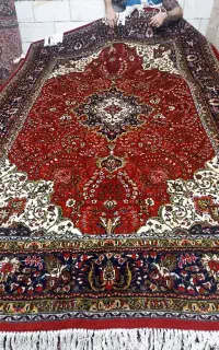 فرش های دستباف دست دوم شمارامعامله میکنیم