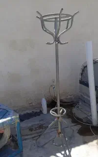 چوب لباسی معاوضه با شیر ت