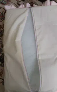 یک عدد  وبالشت تشک نوزادی