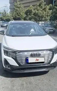 آئودی Q5 etron