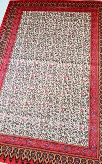 زیرسفره ای و رومیزی