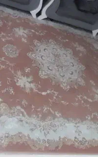 فرش ۱۲ متری در حد نو سالم وبدون پارگی