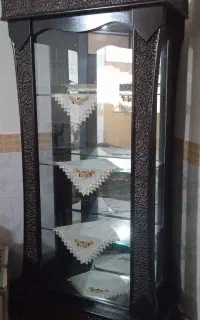 بوفه ومیزعسلی بزرگ