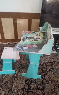 میز مطالعه کودک و نوجوان