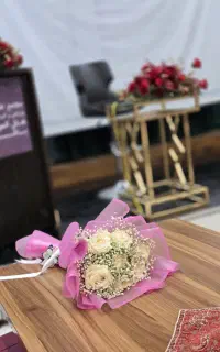 کلاس مجریگری و دکلمه خوانی گویندگی سخنوری فن بیان