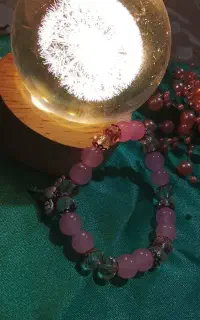 دستبند.گردنبند و آویز موبایل دست ساز
