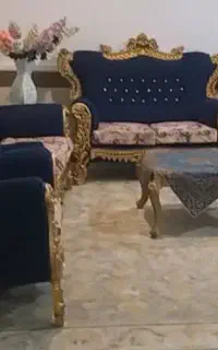 میز ناهار خوردی و مبل سلطنتی سورمه ای