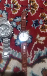 ۲عدد ساعت مچی مردانه
