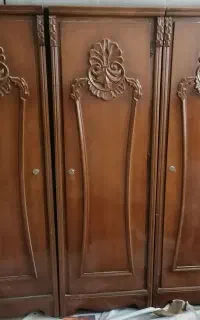 کمدوویترین قدیمی