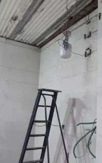 استاد کاشی کاری