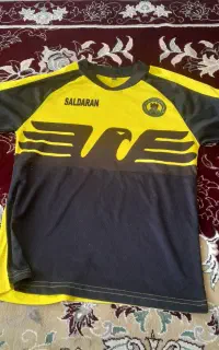 لباس و کفش فوتبالی در حد نو.