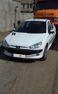 پژو 206 صندوق دار v8 sd مدل 97 در حد