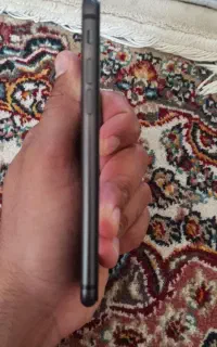 گوشی آیفون 8