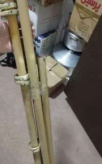 میل پرده و آویز لباس قدیمی
