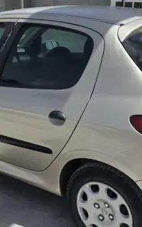 پژو ۲۰۶ فرانسوی