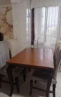 میز غذاخوری