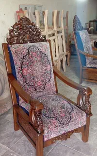 رنگ آمیزی مبل قالی
