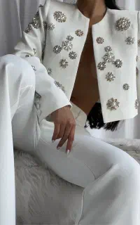 سفارش دوخت شخصی زنانه و سنگدوزی مزون ماه