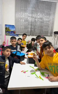 آموزش رباتیک کودکان و بزرگسال+ برنامه نویسی ربات