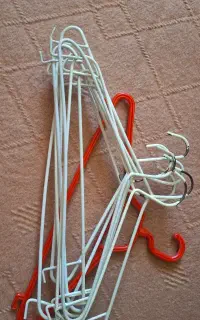 چوب لباسی پلاستیکی نو و فلزی ضخیم