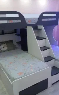 تخت سه طبقه