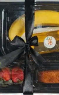 پک میوه و شیرینی