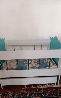 تخت و گهواره کودک