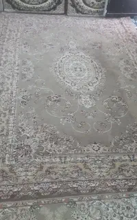 سالم و بدون پاره گی (فرش)