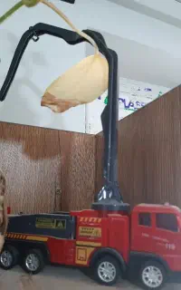راننده پمپ بتن